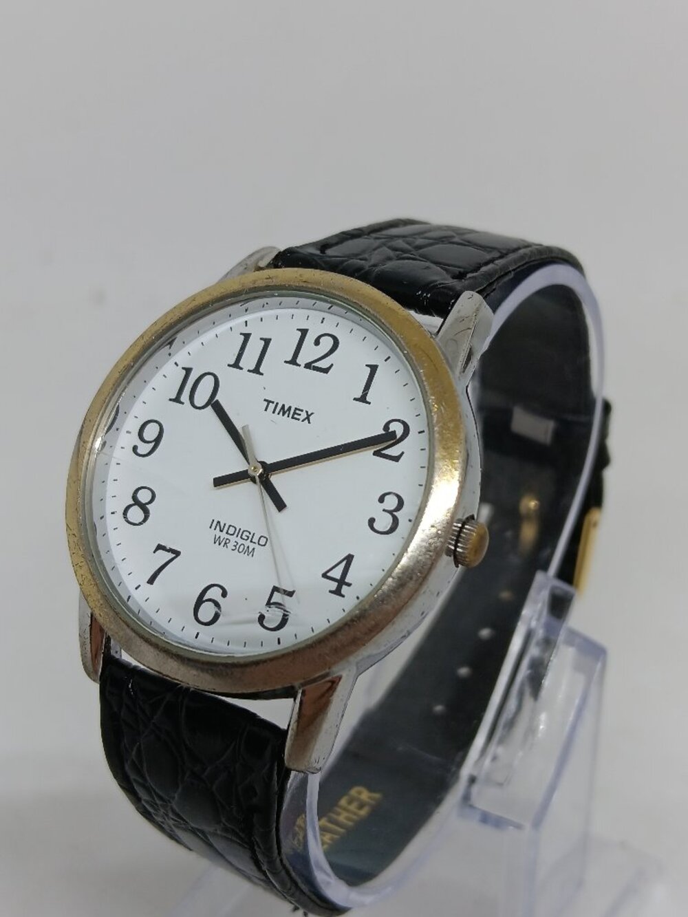 Timex Easy Reader Indiglo Z140 Unisex 35mm Indiglo Leather Strap Watch NEW BATT